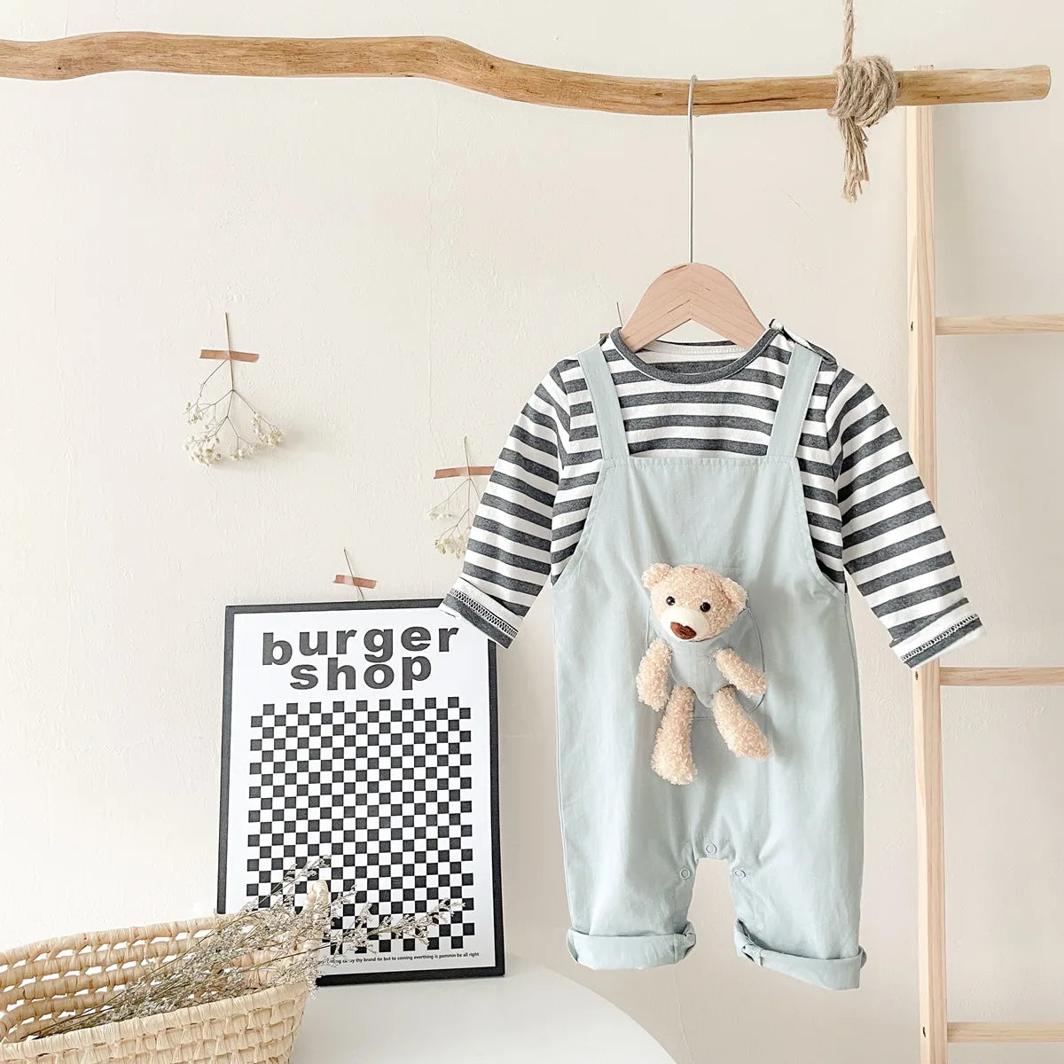 Long Sleeve Baby Boys and Girls Rompers Cute Bear 