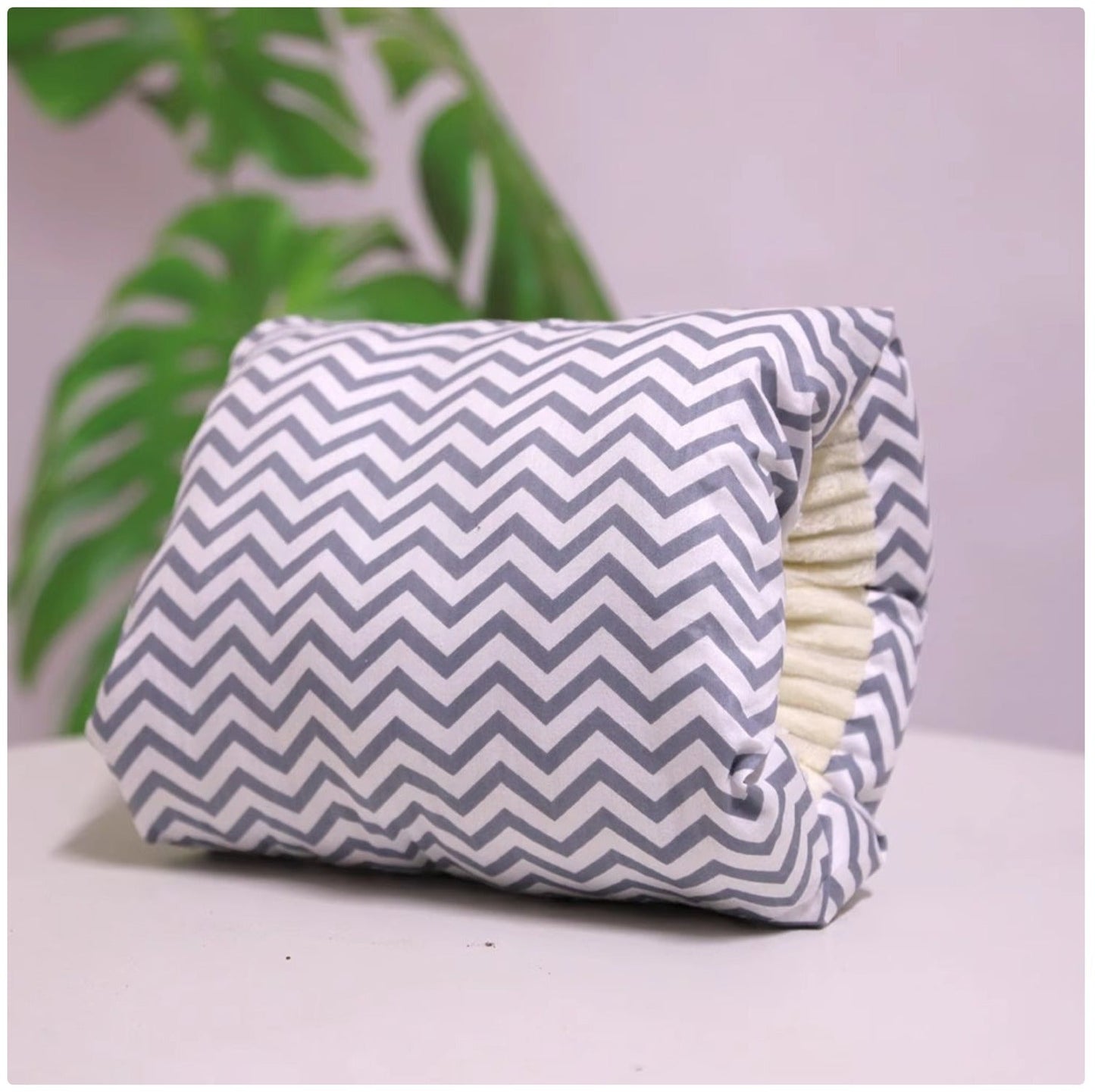 Baby Feeding Arm Pillow - Comfortable Nursing Arm Support Cushion with Cute Patterns